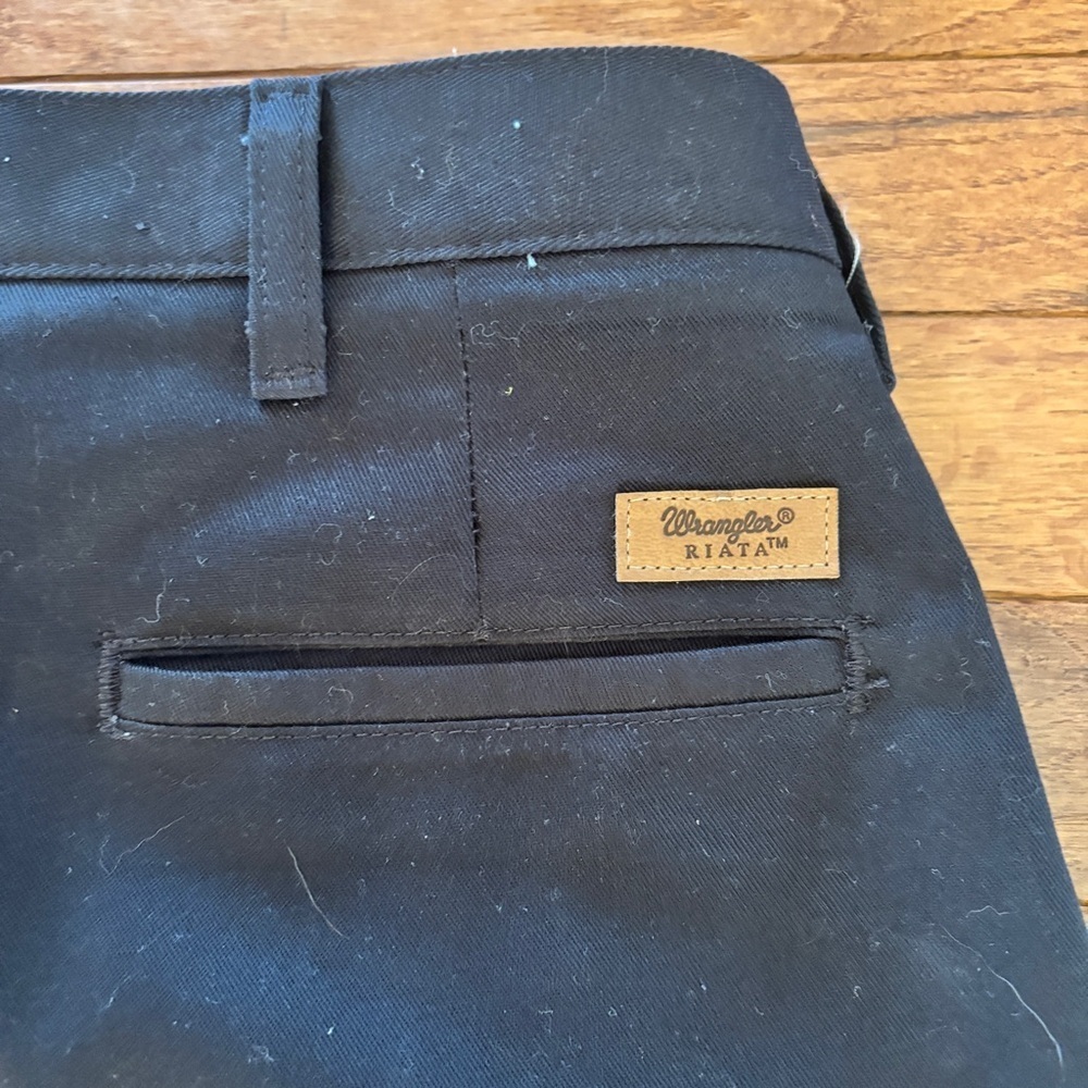 Mens Wrangler Riata black jeans size 34X34 - Picture 4 of 5